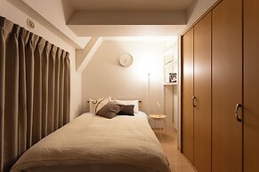 Residence & Stay Hanzoumon