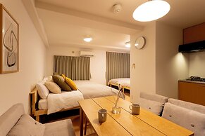 Residence & Stay Hanzoumon
