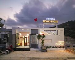Moon's House