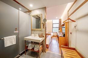 Cosy Feeling Hotel
