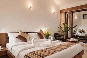 Luxury Hotel Palm Bhimtal