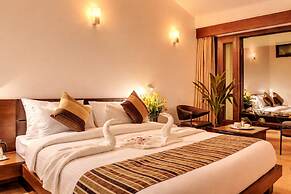 Luxury Hotel Palm Bhimtal