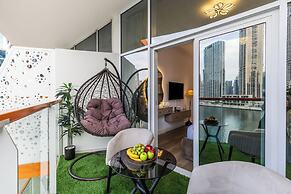 Gogoto Lux Studio Canal & Burj View