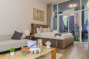 Gogoto Lux Studio Canal & Burj View