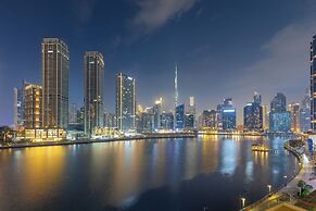 Gogoto Lux Studio Canal & Burj View