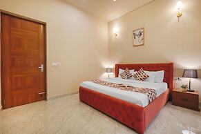 Alaya stay Dochi 4BHK apt with Hill View