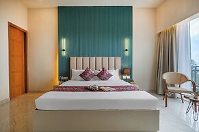 Alaya stay Dochi 4BHK apt with Hill View
