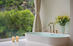 Yangshuo Minos Hotel