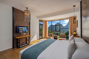 Yangshuo Afield Resort