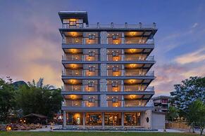Yangshuo Afield Resort