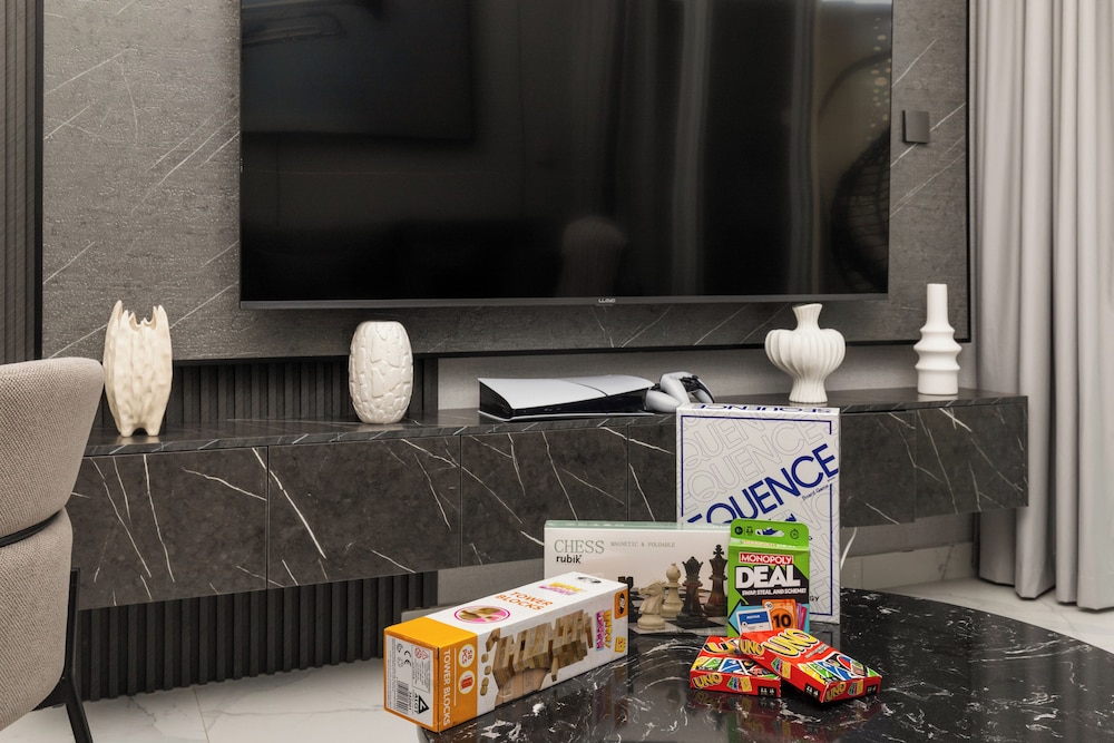 2BR Premium Canal & Burj Khalifa View