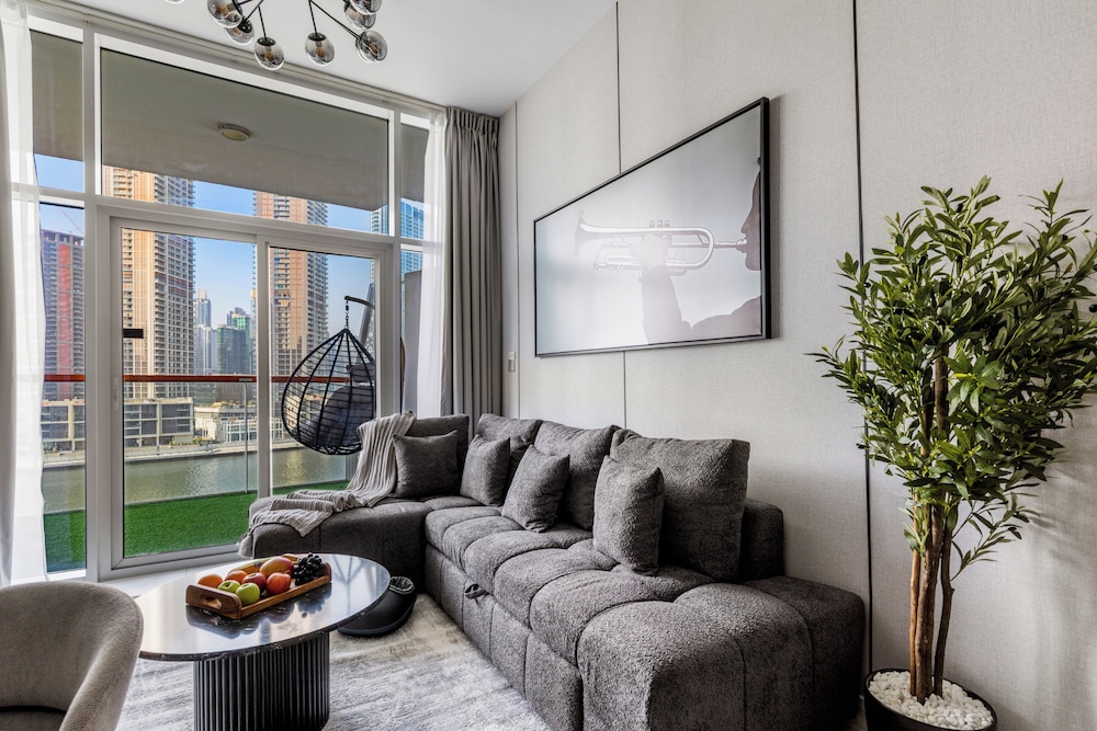 2BR Premium Canal & Burj Khalifa View