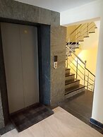 Sam's Court Elite Stay