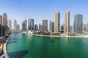 2BR Ultra Lux Canalfront Burj view