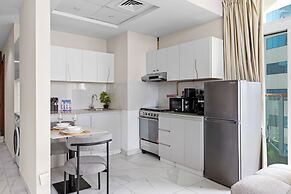2BR Ultra Lux Canalfront Burj view