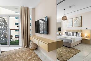 2BR Ultra Lux Canalfront Burj view