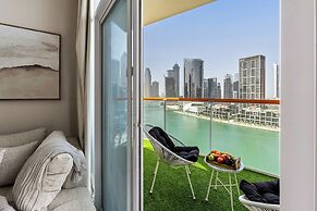 2BR Ultra Lux Canalfront Burj view