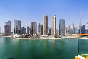 2BR Ultra Lux Canalfront Burj view