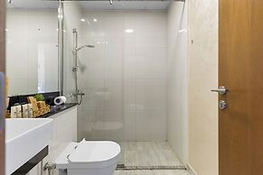 2BR Ultra Lux Canalfront Burj view