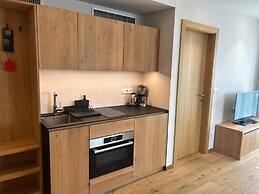 Alpenrose's Dining & Living