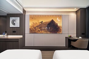 Cozy Business Hotel