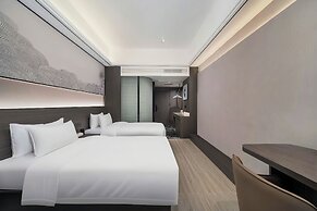 Cozy Business Hotel