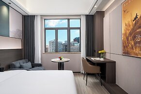 Cozy Business Hotel