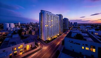 Cozy Business Hotel