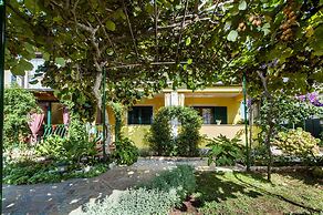 Room and Apartments Villa Dea