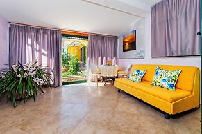 Room and Apartments Villa Dea