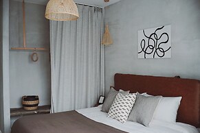 Pine  Cedar Suites Hua Xiao Ye