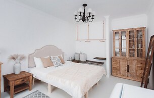 Pine  Cedar Suites Hua Xiao Ye