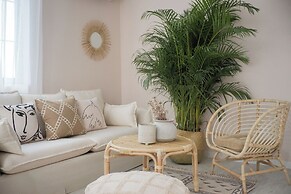 Pine  Cedar Suites Hua Xiao Ye