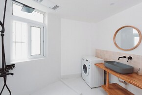 Pine  Cedar Suites Hua Xiao Ye