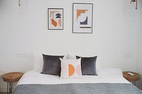 Pine  Cedar Suites Hua Xiao Ye