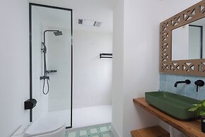 Pine  Cedar Suites Hua Xiao Ye