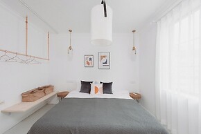 Pine  Cedar Suites Hua Xiao Ye