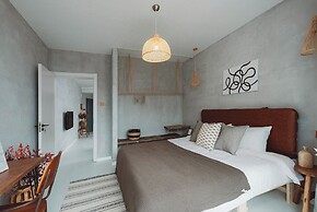 Pine  Cedar Suites Hua Xiao Ye