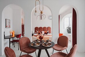 Pine  Cedar Suites Hua Xiao Ye