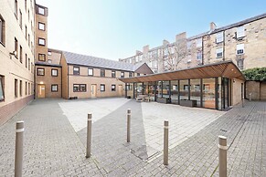 Meadow Court Apartments