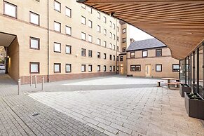 Meadow Court Apartments