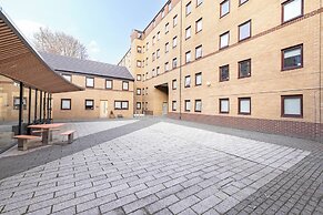 Meadow Court Apartments