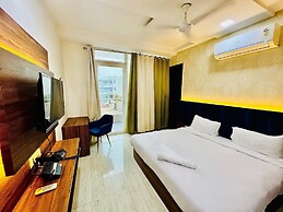 Palette Hotel & Convention Centre