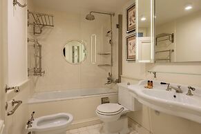 Acciaiuoli Luxury Suite by MMega