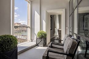 Acciaiuoli Luxury Suite by MMega