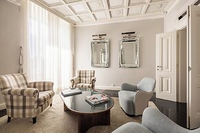 Acciaiuoli Luxury Suite by MMega