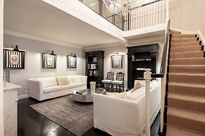 Acciaiuoli Luxury Suite by MMega
