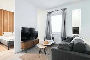 Modernized 1920s Apartment