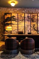 chic&basic Tokyo Hoose