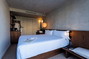 chic&basic Tokyo Hoose
